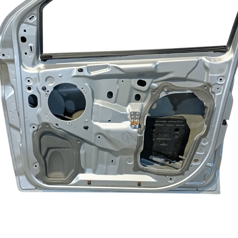 Porta Dianteira Direita Ford Ka hatch 2020 E3b5a20204a Dianteira Direita Prata 5