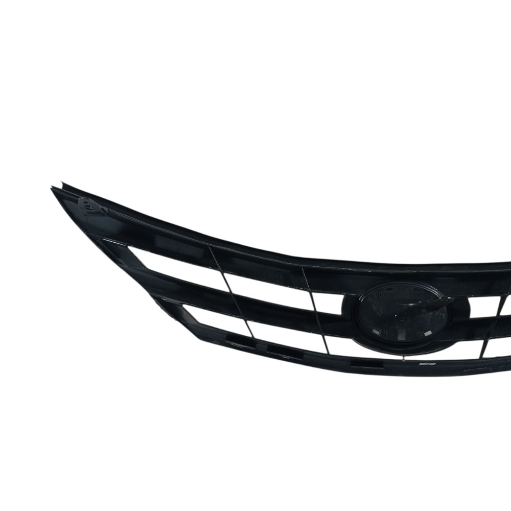 Grade parachoque dianteiro Toyota etios 2014 531120D200 4