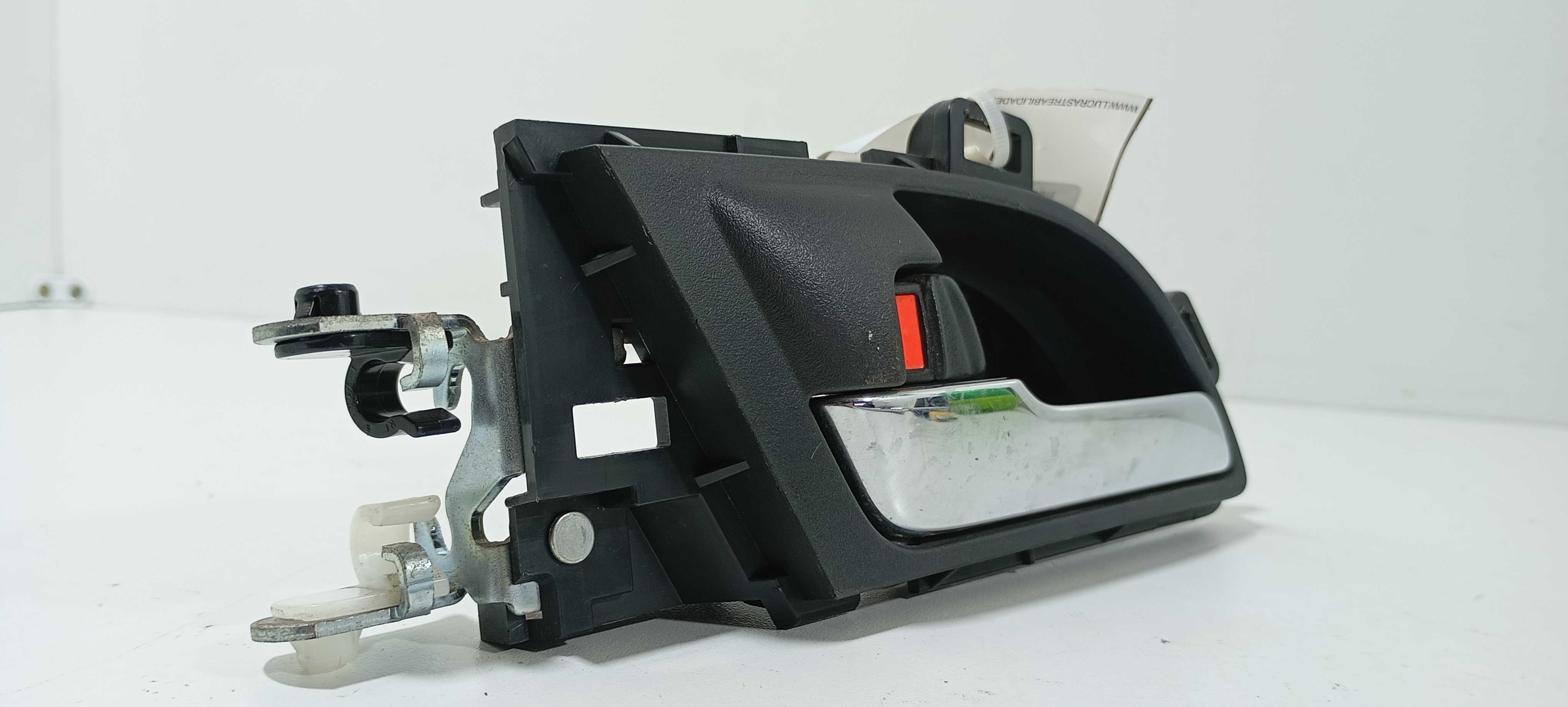 Maçaneta Interna Traseira E. Honda Crv Lx 2.0 2010 V2289 Preto Traseira 6