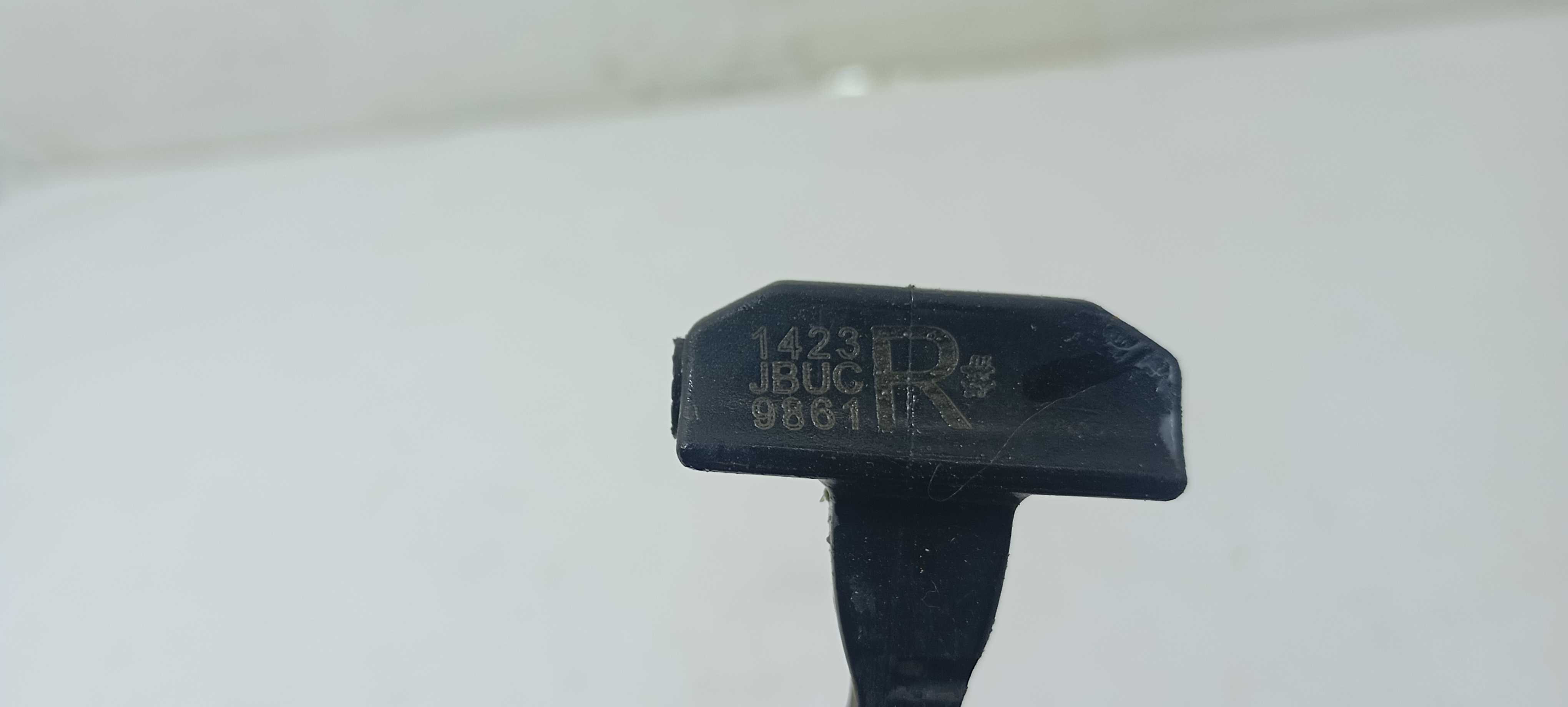 Limitador Porta Traseiro Direito Gm Tracker Lt 2024 1423jbuc 5