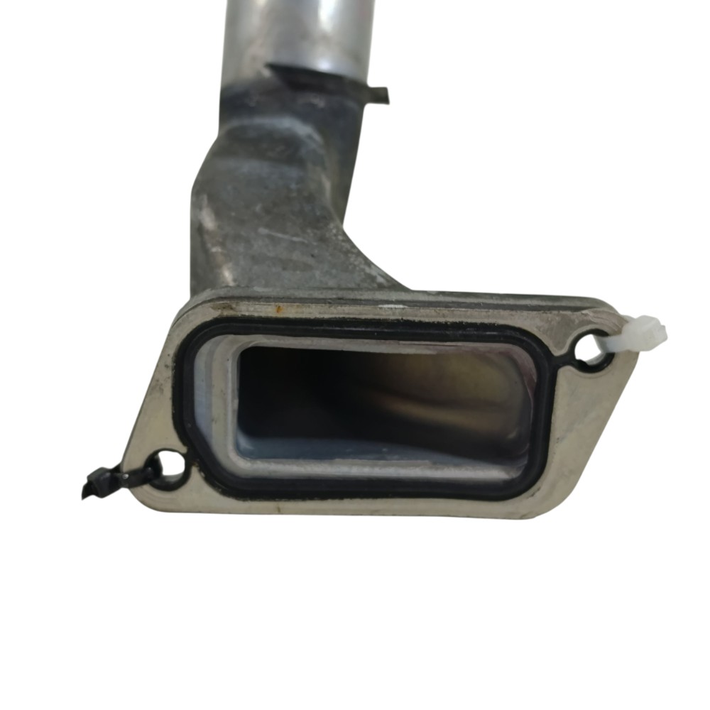 Flange agua motor Peugeot 208 ano 2024 9801622180 2