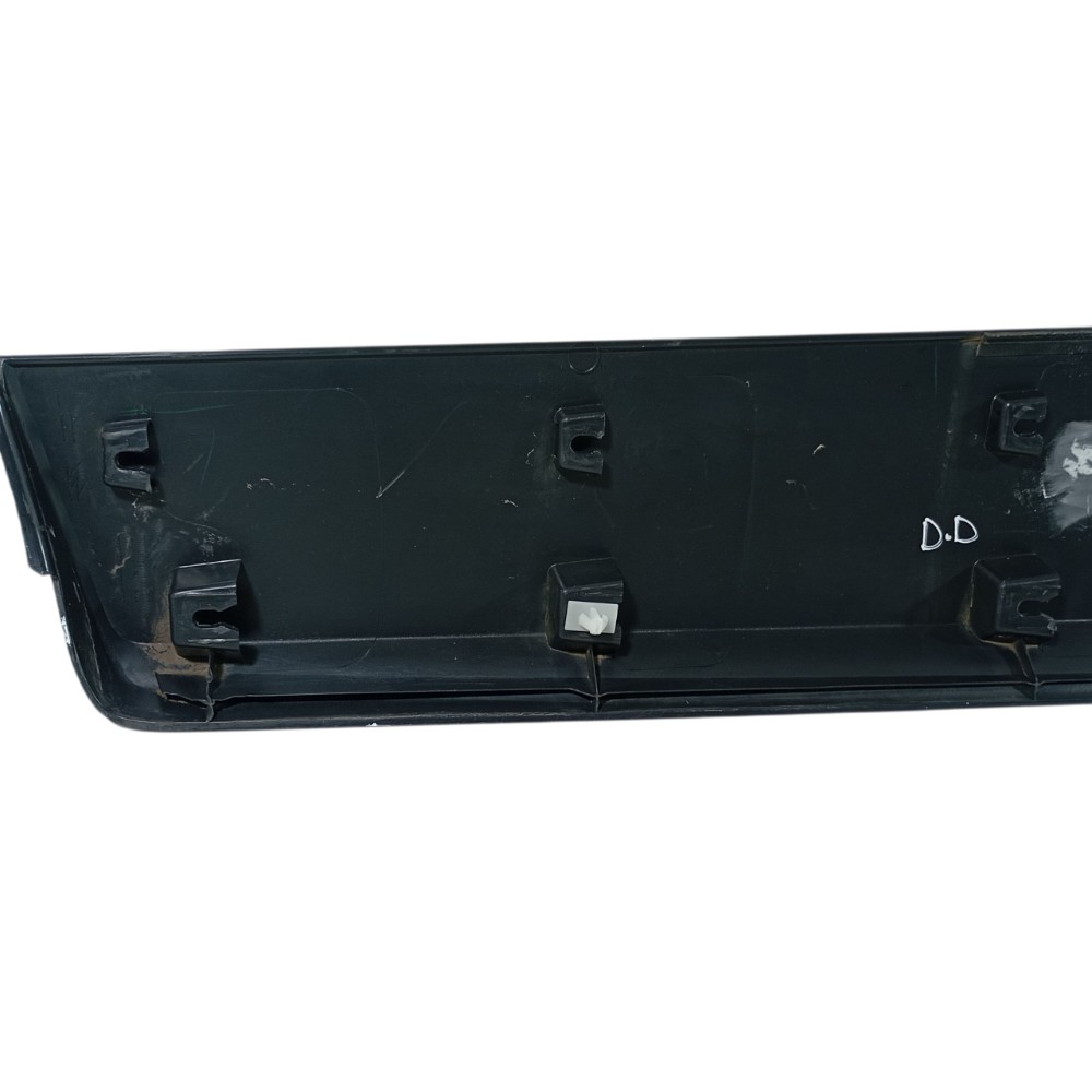 Moldura Porta Dianteira Direita Gm Tracker Lt 2018 95275366 Preto 7