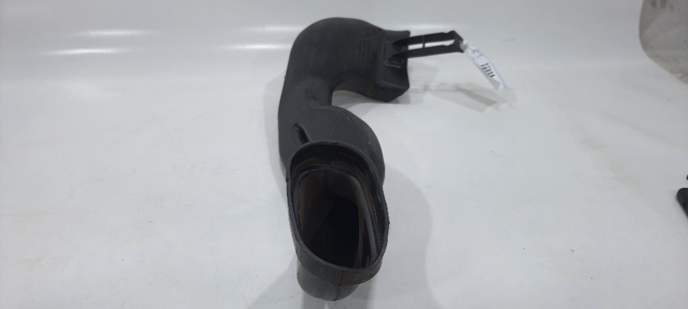 Cano Duto De Ar Chevrolet Cruze Sedan 2014 13307080 Preto 1