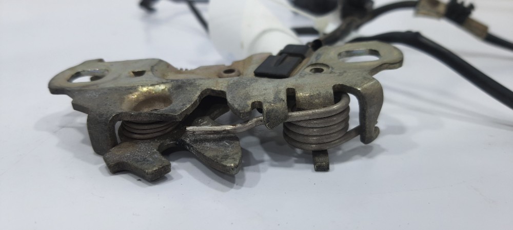 Fechadura Do Capô Peugeot 208 1.2 Active 2018 7530015 3