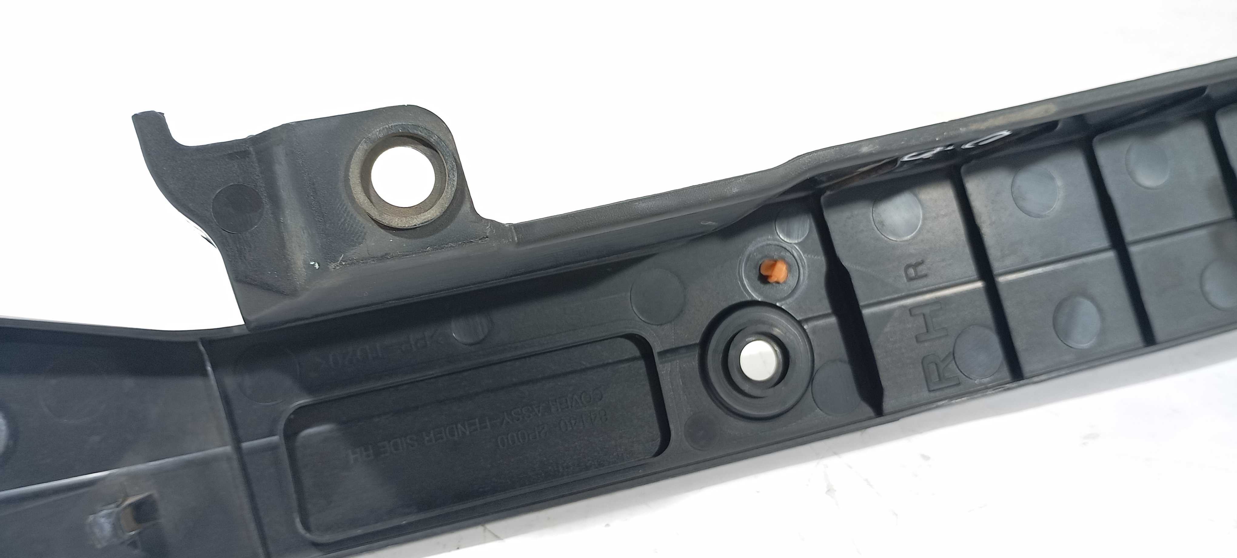 Acab. Int. Paralama Diant. D. Kia Sorento 2.4 12 841402p010 6