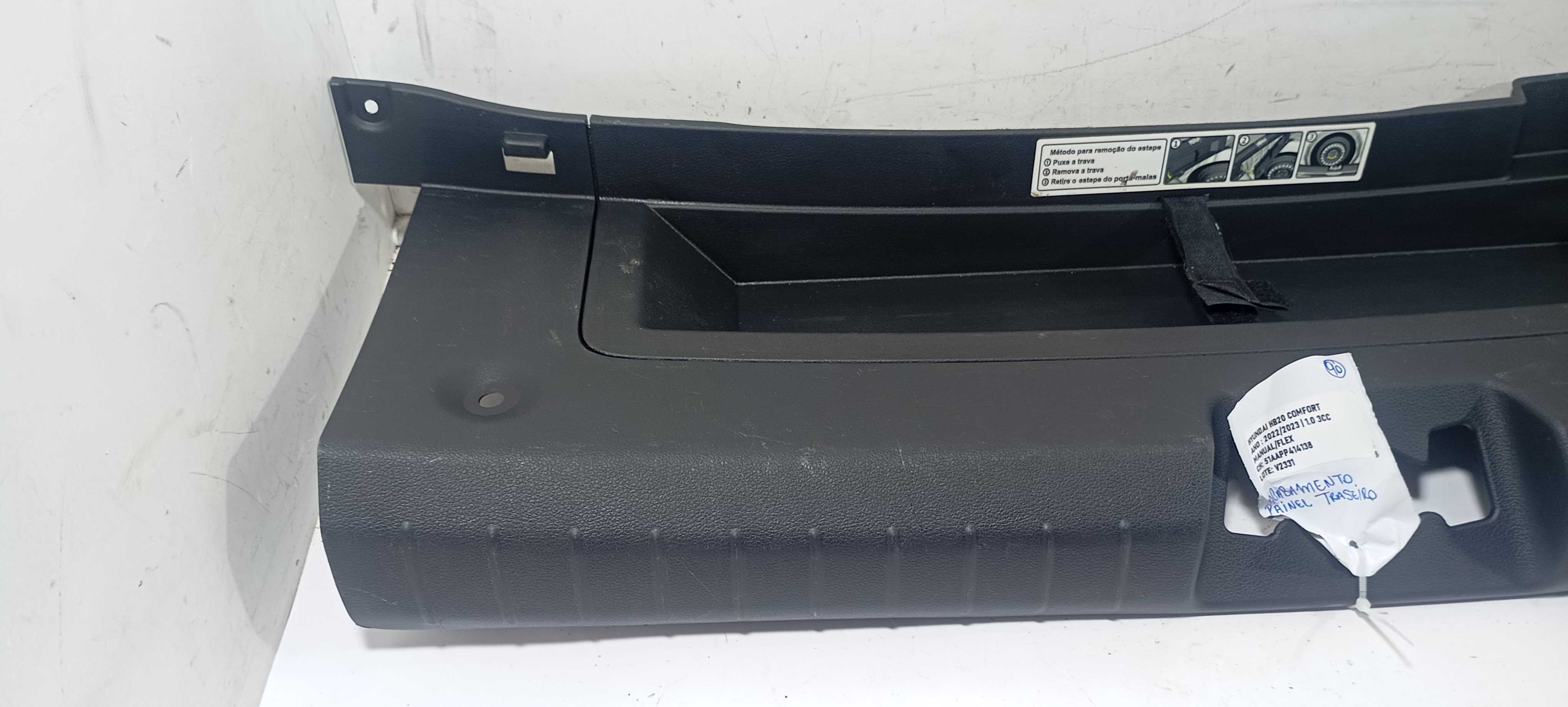 Acabamento Painel Traseiro Hb20 Comfort 2023 85770r1000nnb 3
