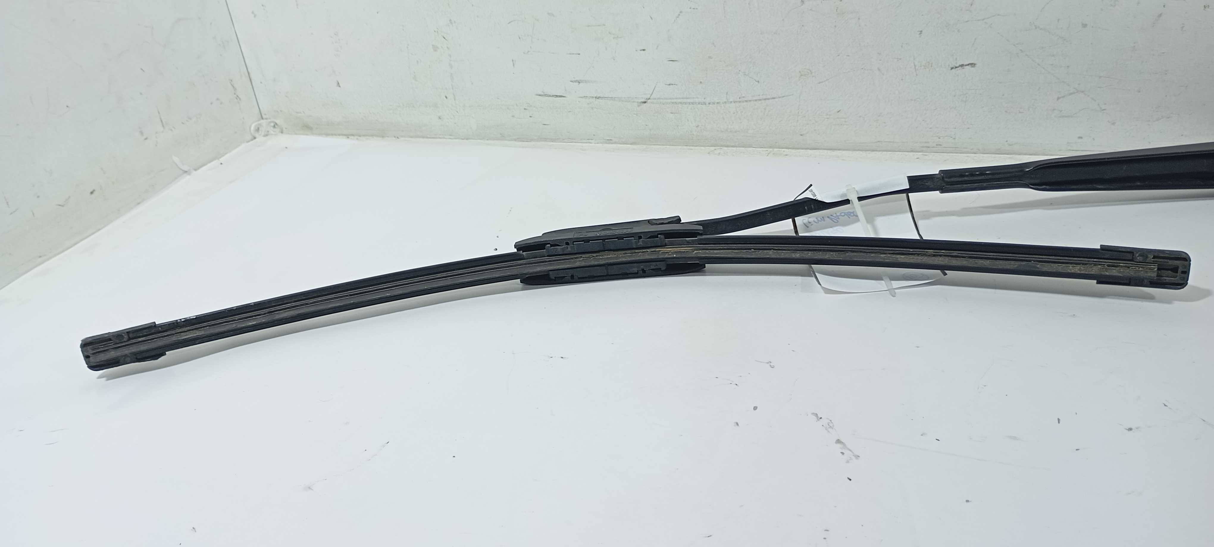 Braço Limpador Direito Renault Sandero 1.0 2020 80020256 Direito 6