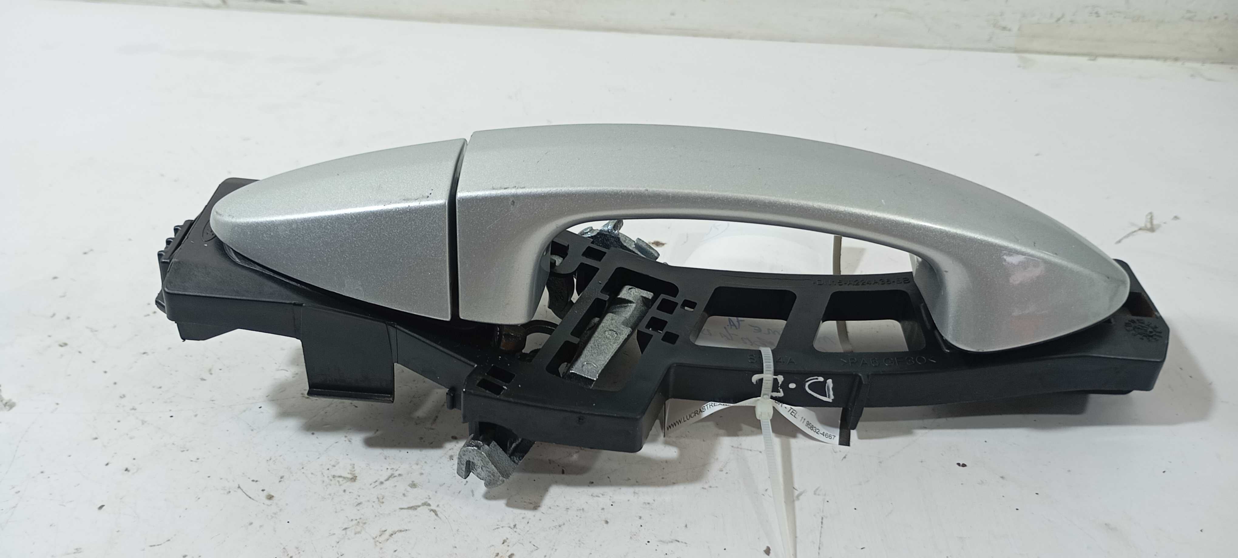 Maçaneta Externa Dianteira Direita Ford Ka 2020 E3b5a224a36 Cinza Dianteira 1