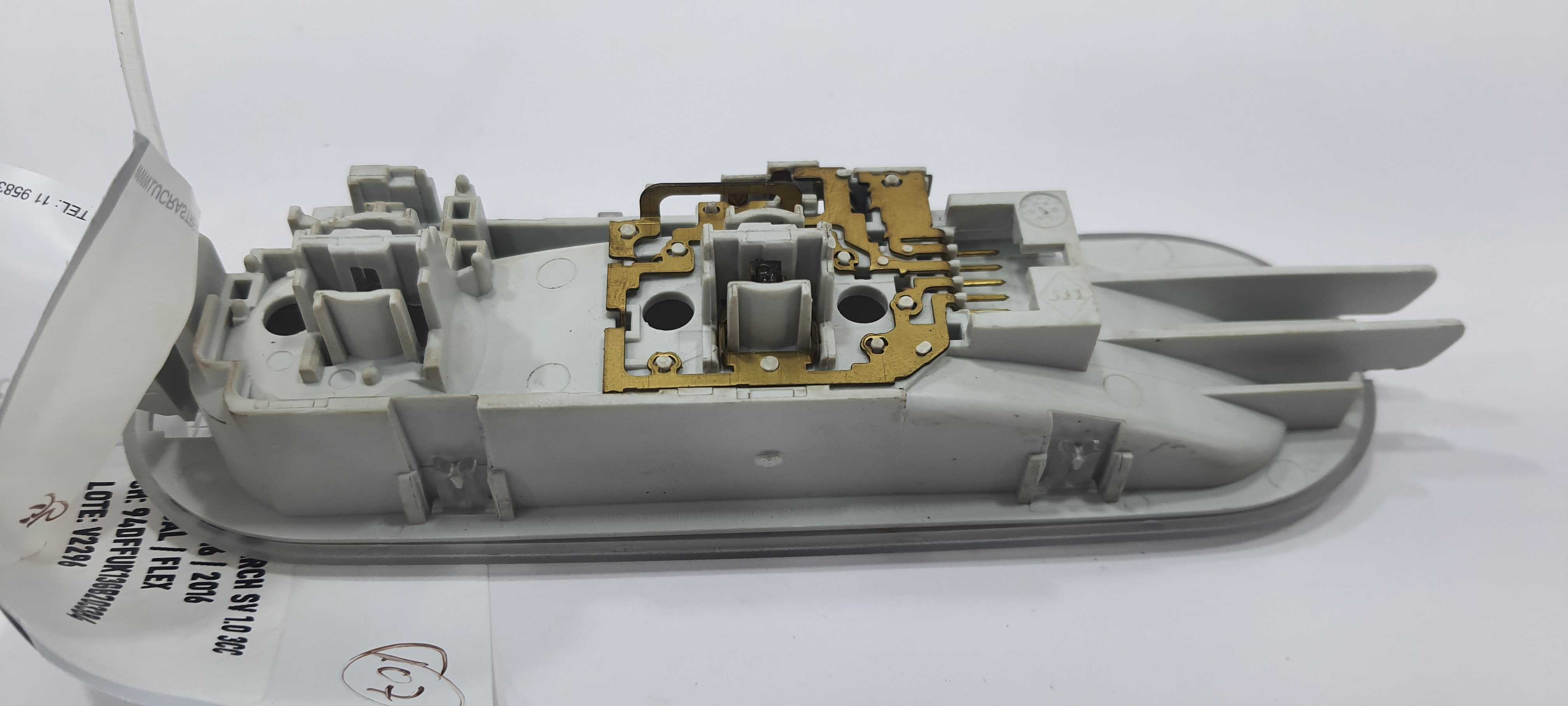 Luz Teto Nissan March Sv 1.0 2016 V2296 4