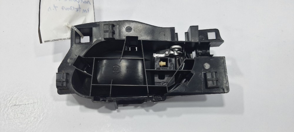 Maçaneta Interna Direito Dianteiro Peugeot 208 2018 303965 Preto Traseira 8