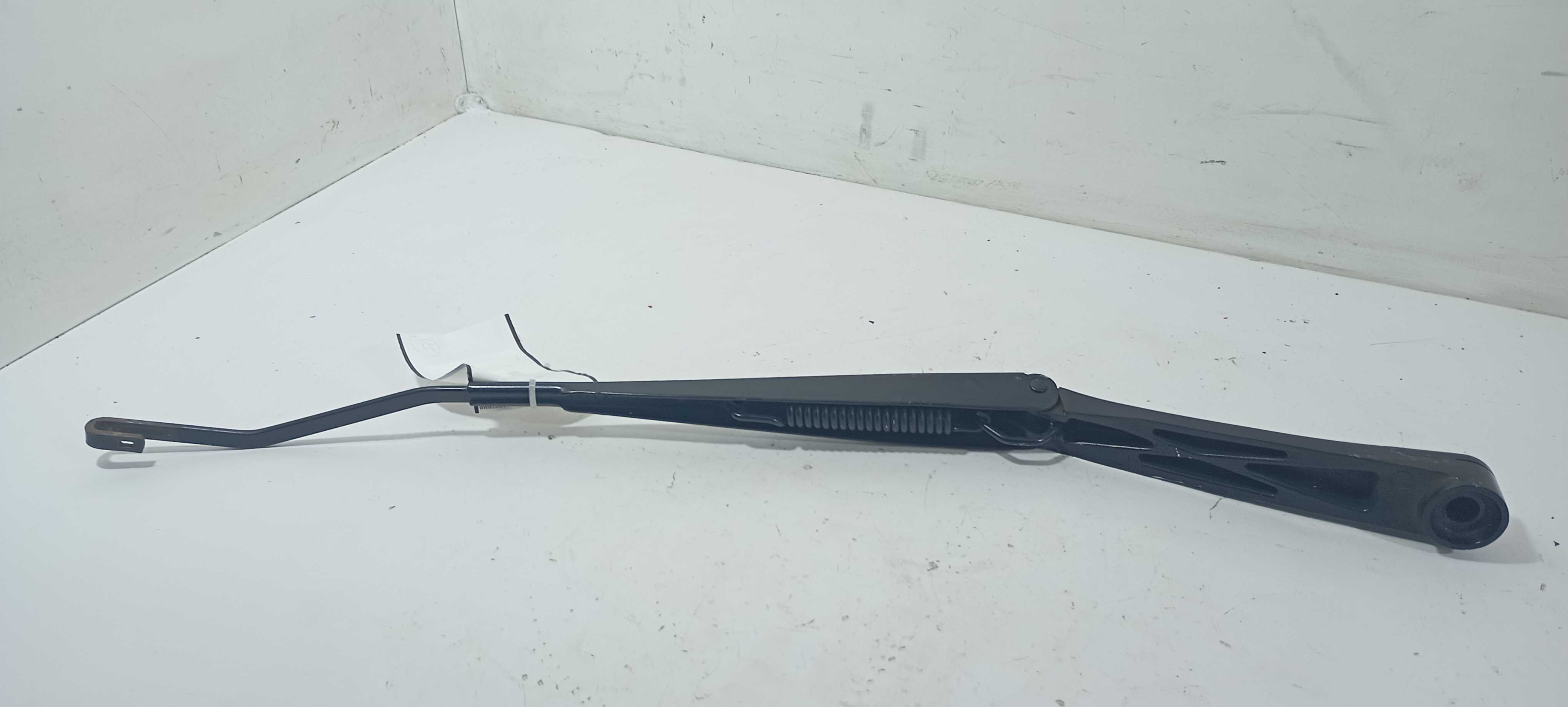 Braço Limpador Esquerdo Nissan March 1.0 2019 1315e40ld Esquerdo 2