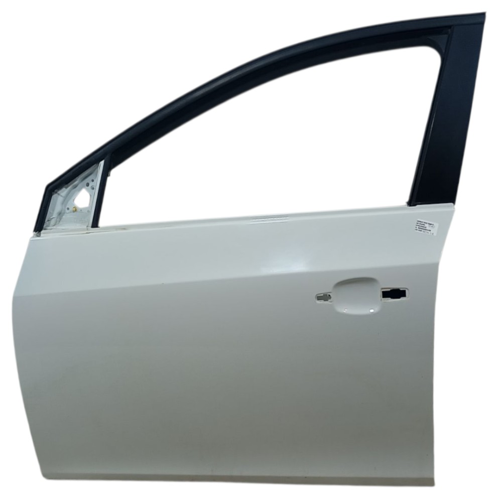 Porta Dianteira Esquerda Cruze Sedan 1.8 2014 95987757 Dianteira Esquerda Branco 4