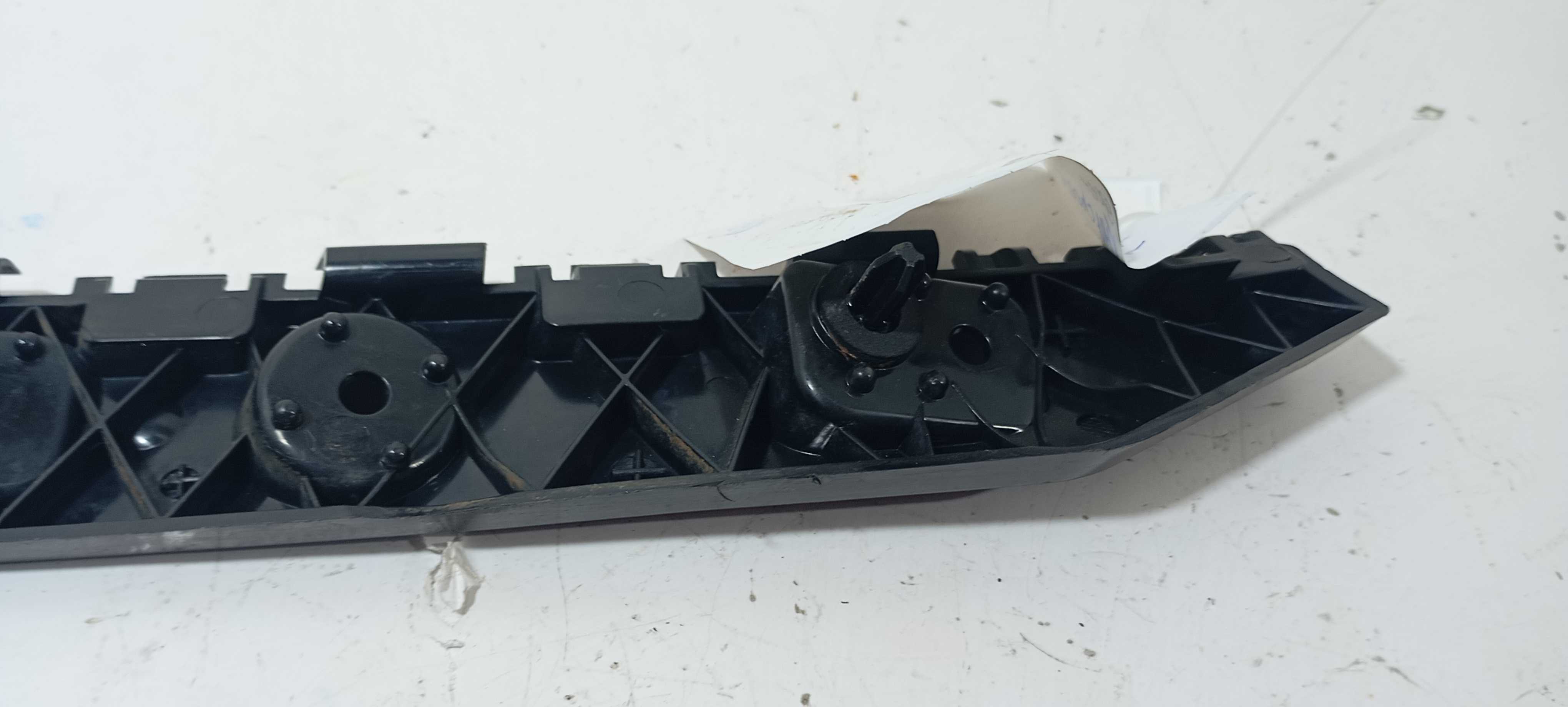 Guia Parachoque Traseiro Direito Ford Ka 2020 J7bbf17a881 7