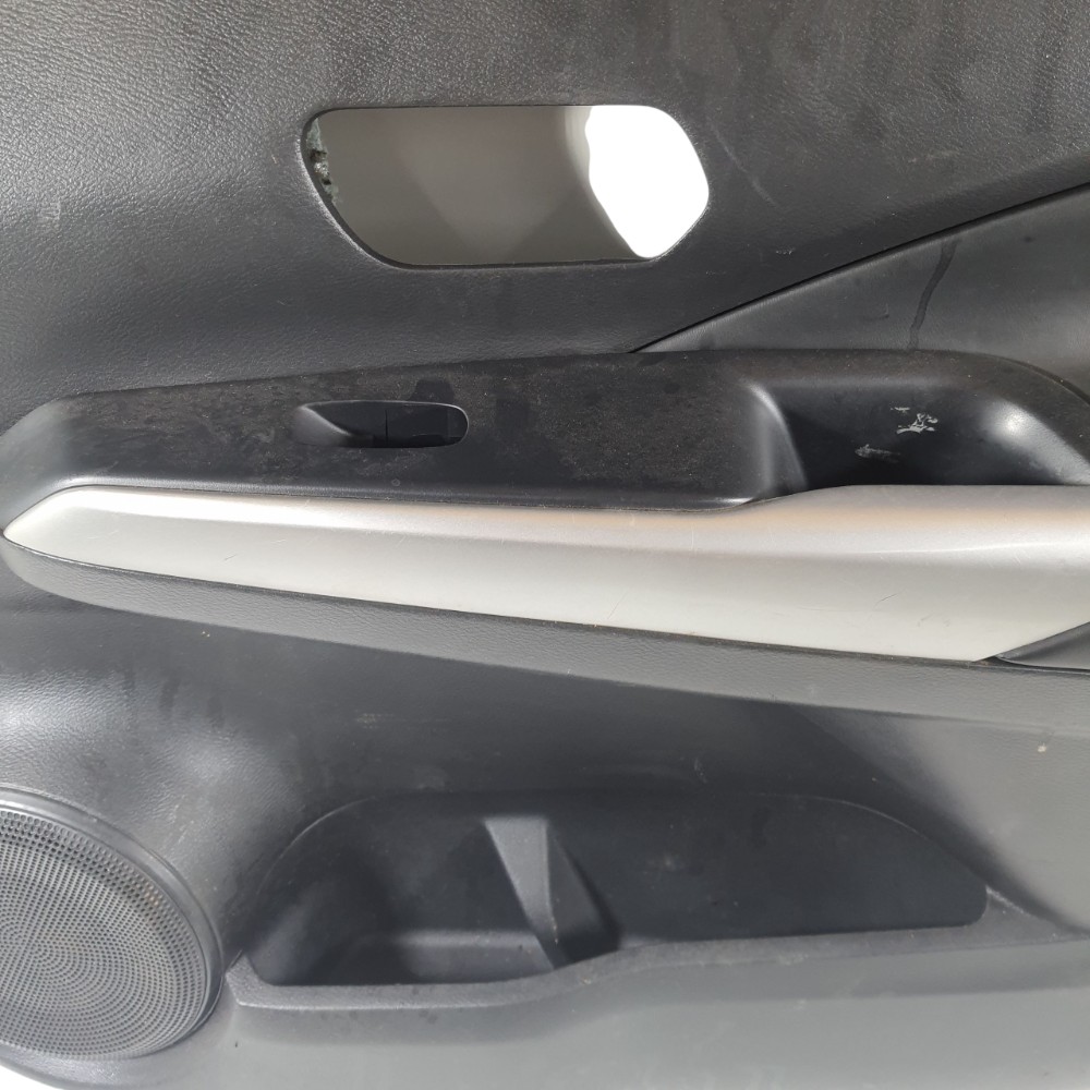 Forro Porta Dianteira Direita Nissan Kicks 2022 80900-5ra0a Preto 5