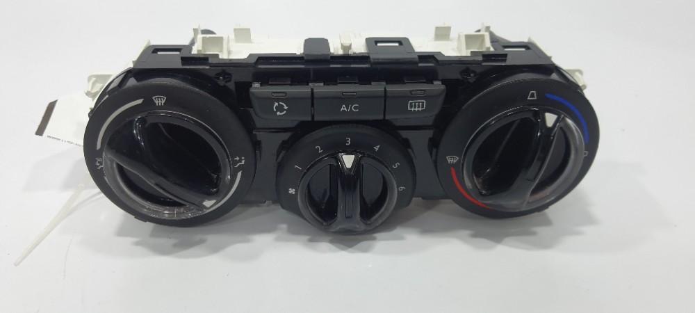 Comando Ar Condicionado Painel Peugeot 208 1.2 2018 E1063071 7