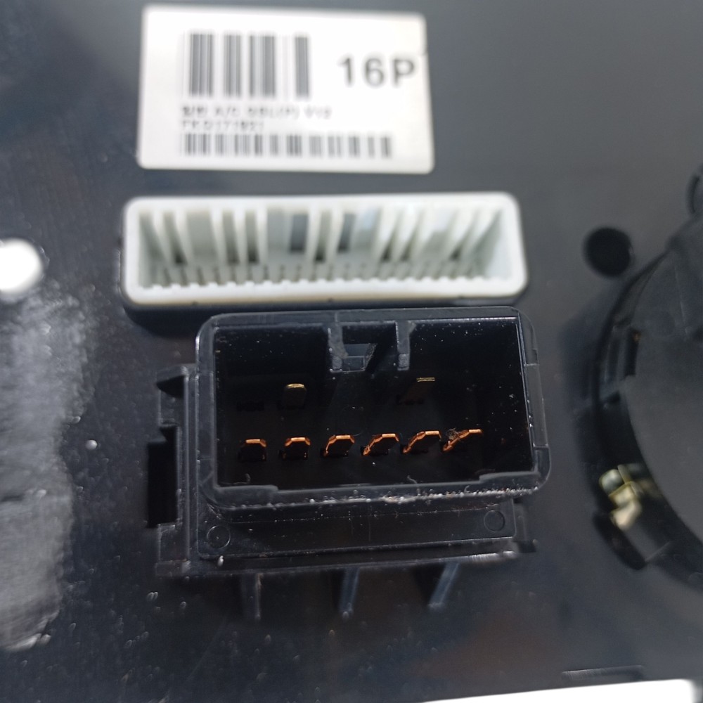 Comando Ar Condicionado I30 2.0 2011 972502lxxx 4