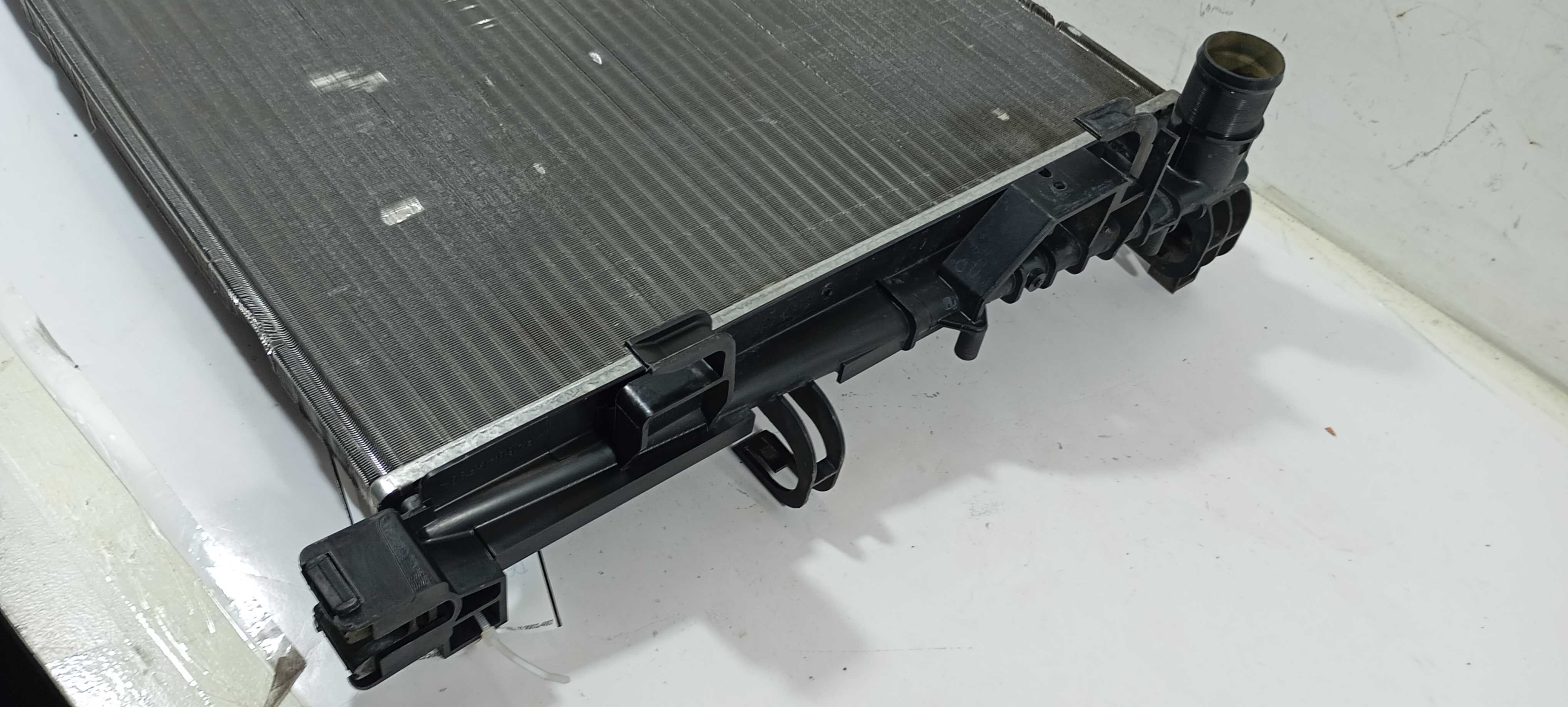 Radiador Renault Sandero 1.0 2020 214105423r Detalhe 7