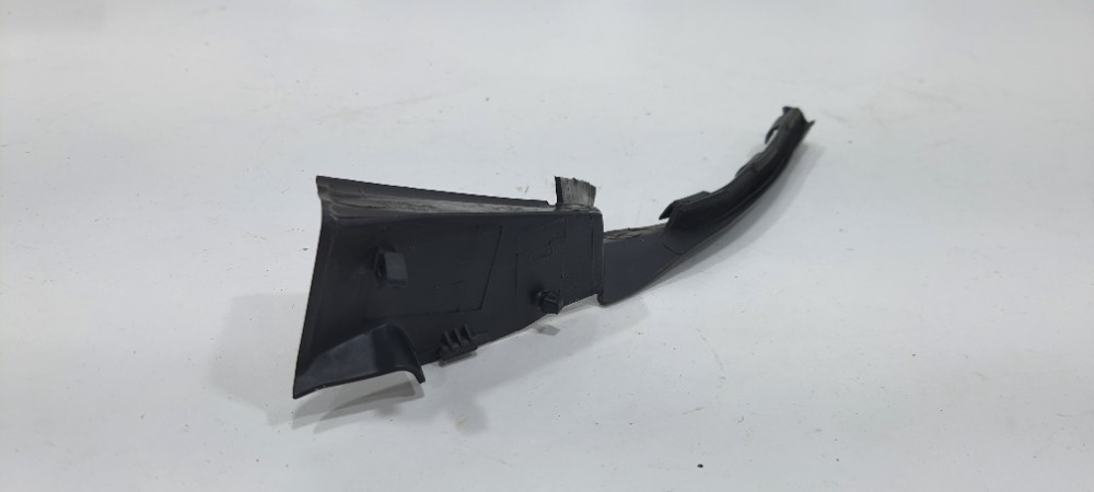Acabamento Churrasqueira Lado Direito Kicks 2019 668945rb0b Preto 3
