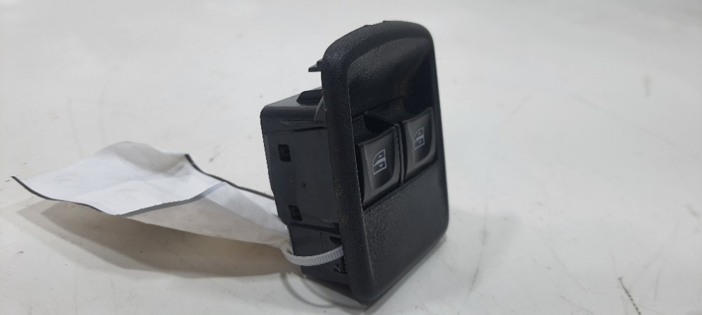 Botão Vidro Dianteiro Esquerdo Sandero 2019 254118032r 1