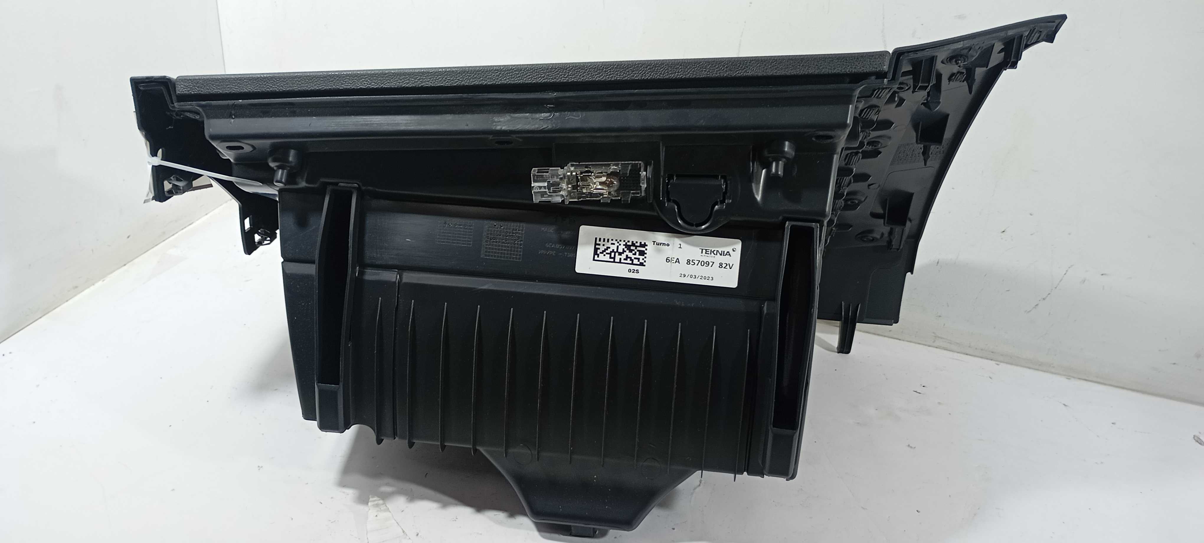 Porta Luvas Vw Virtus Confort 1.0 2023 6ea85709782v 5