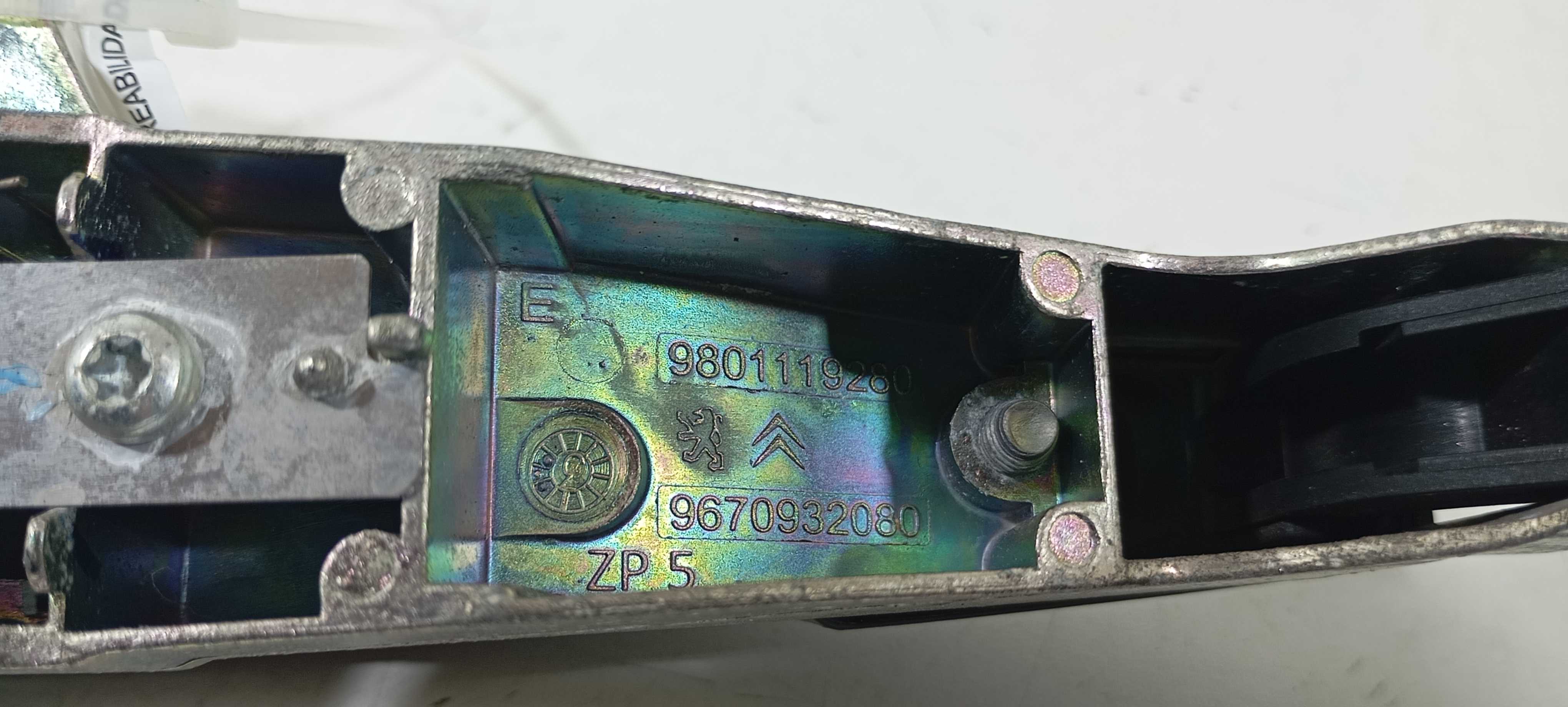 Maçaneta Externa Dianteira E. Citroen C4 2.0 2014 Flex V2291 Preto Dianteira 3