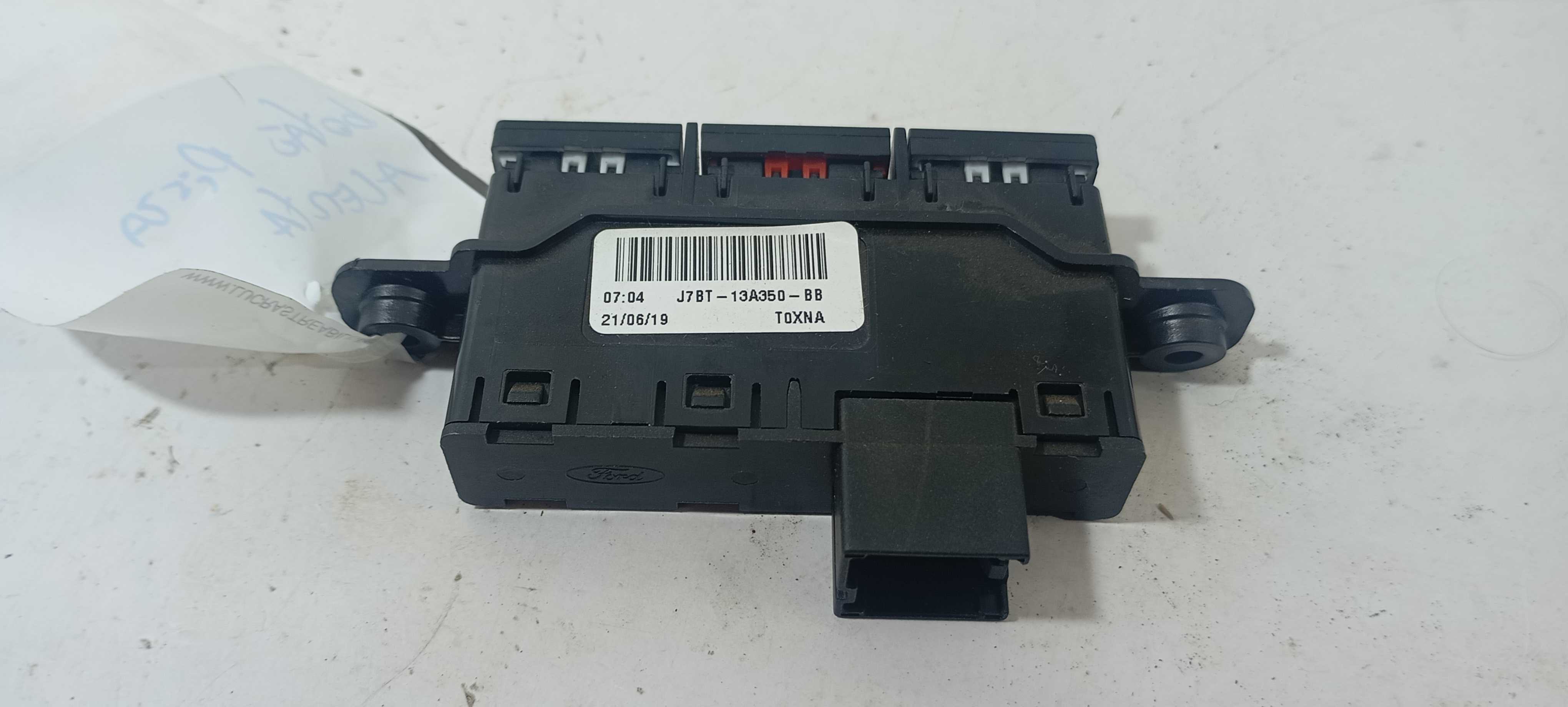 Botão Pisca Alerta Ford Ka 1.0 2020 J7bt13a350bb Preto 3
