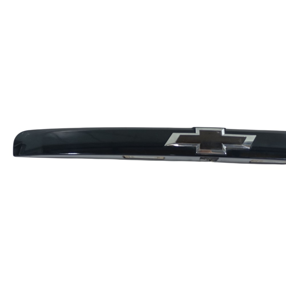 Aplique Tampa Traseira Gm Tracker Lt 1.4 2018 42608987 Preto 5