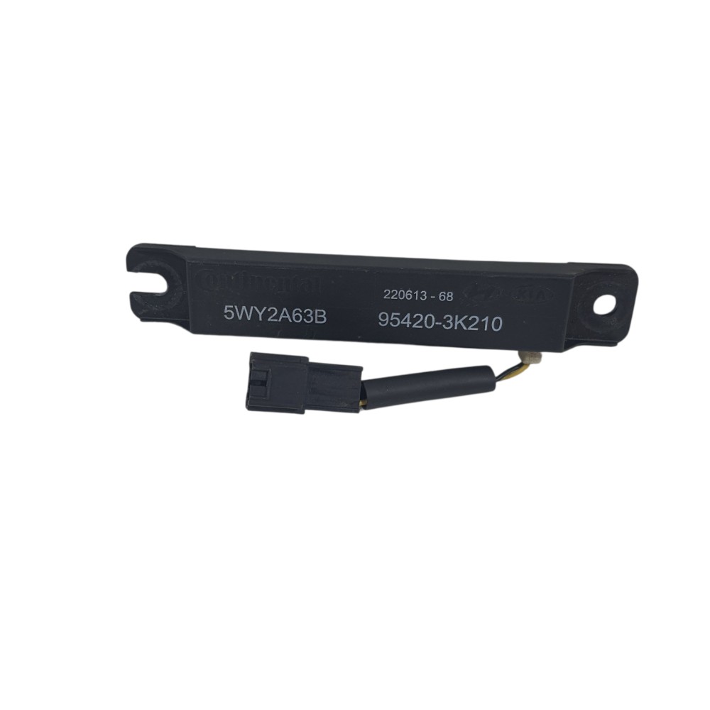 Antena Kia Sportage 2.0 2014 95420-3k210 Preto