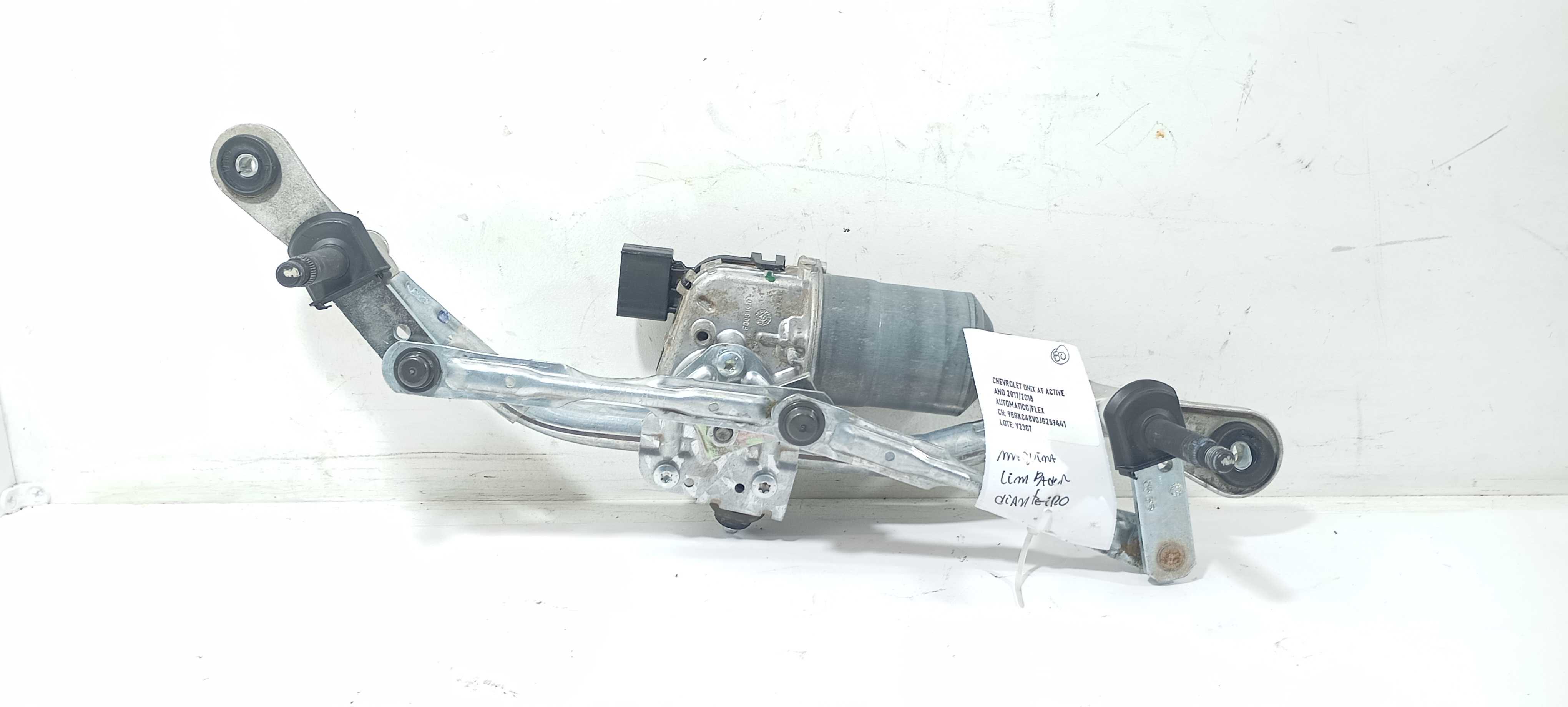 Maquina Limpadora Diant. Gm Onix Active 1.4 2018 27023414 3