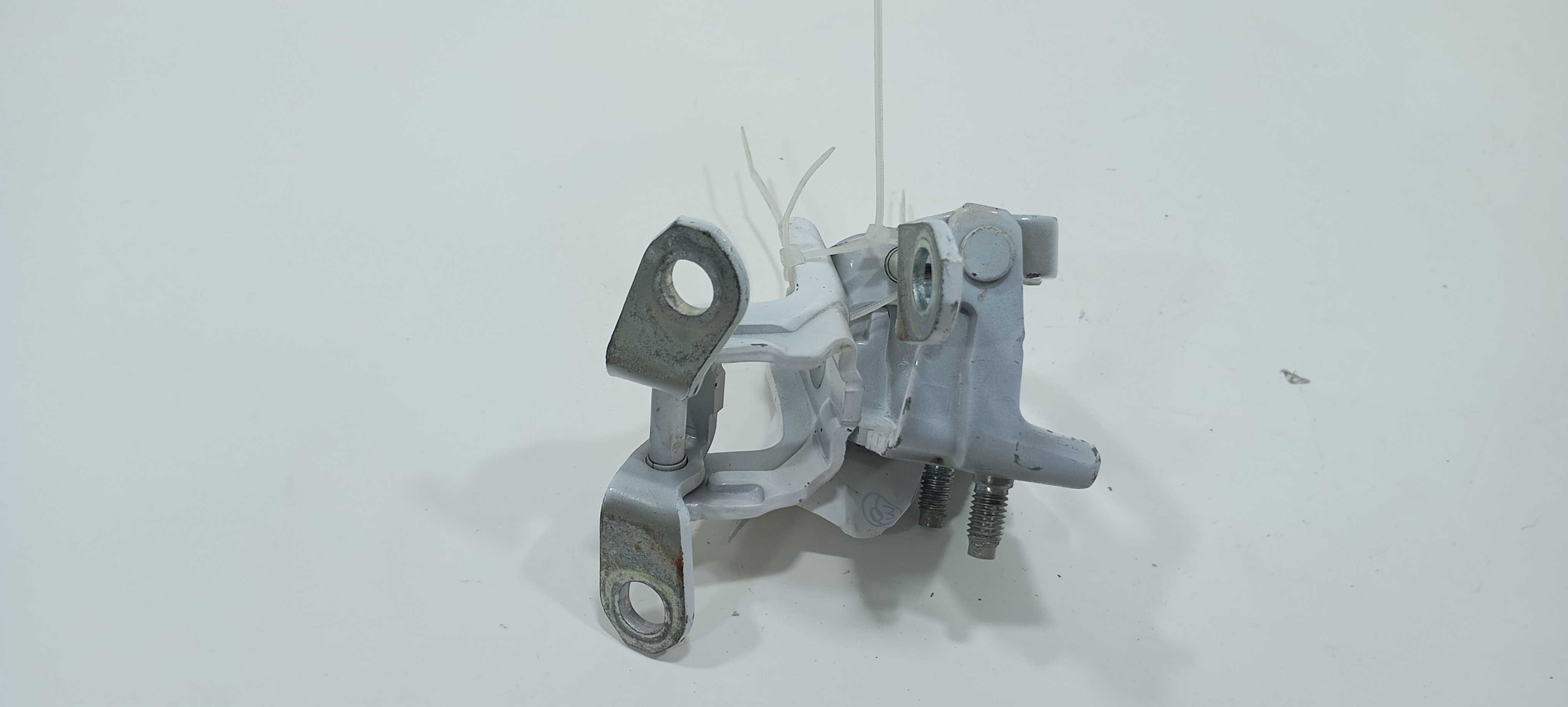 Dobradiça Porta Tras Dir Nissan March Sv 1.0 2016 9787051m0a 5