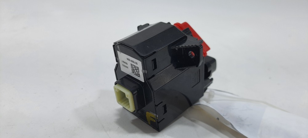 Botão Pisca Alerta Hyundai Hb20 1.0 Ano 2021 W99204659 Preto 5