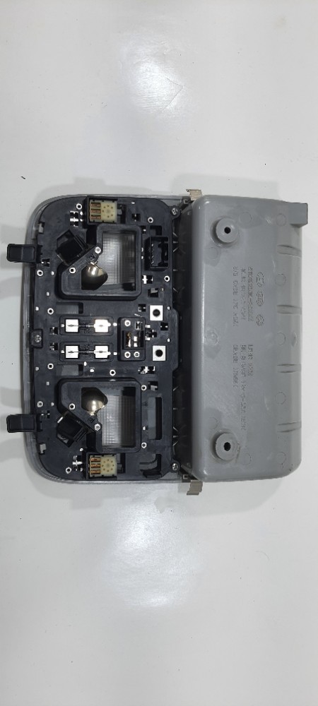 Luz Teto Dianteiro Hyundai Ix35 2.0 Ano 2012 928002sxxx 8