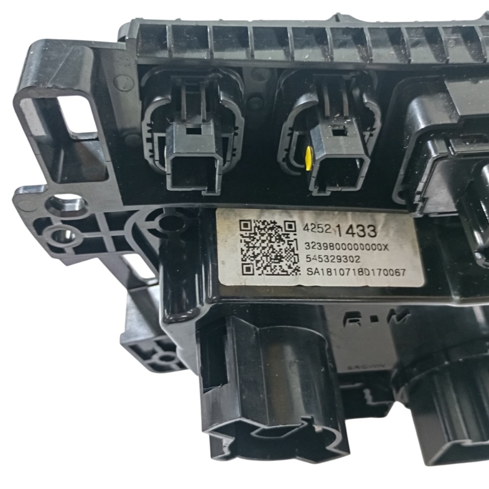 Comando Ar Condicionado Gm Tracker Lt 1.4 2018 42521433 8
