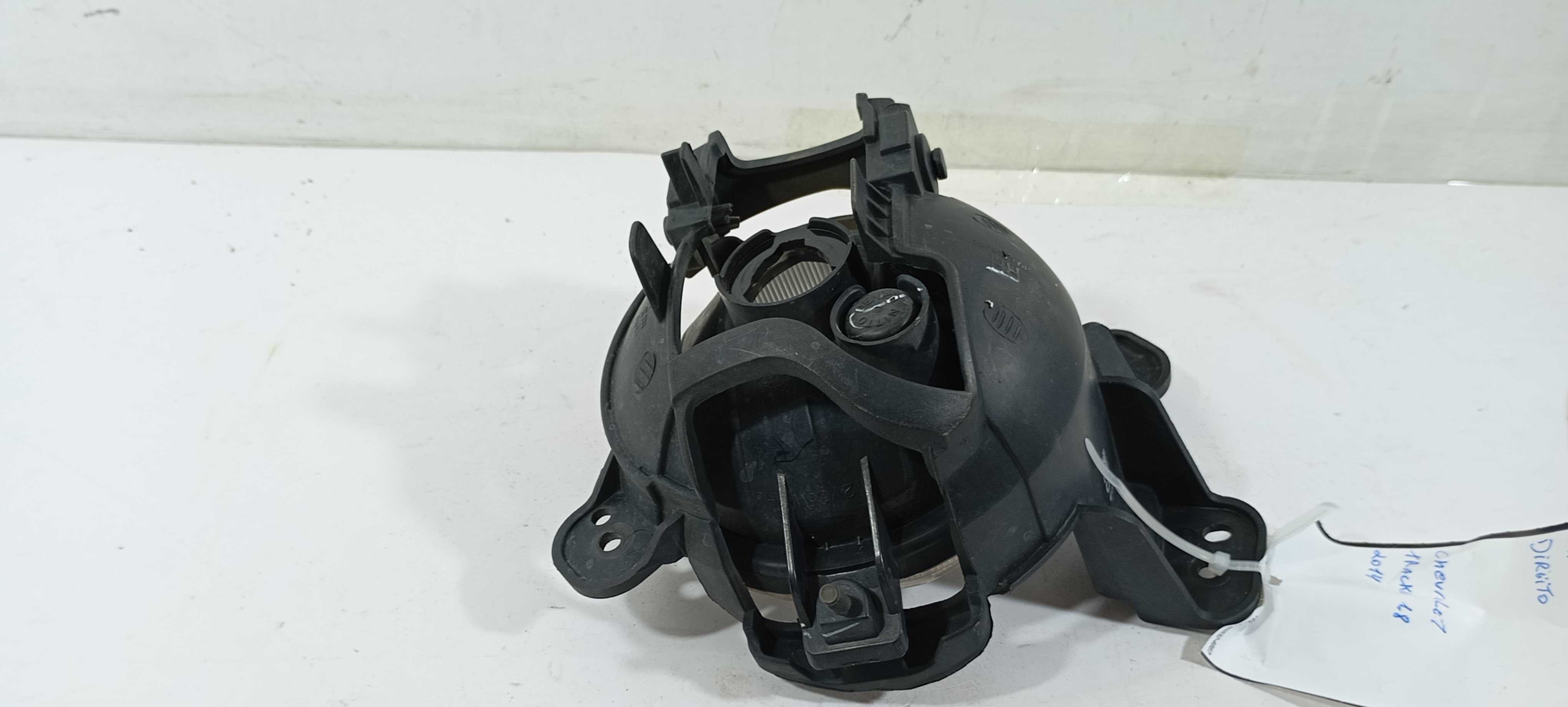 Farol Milha Direito Gm Tracker 1.4 2014 E1312846 Branca 1