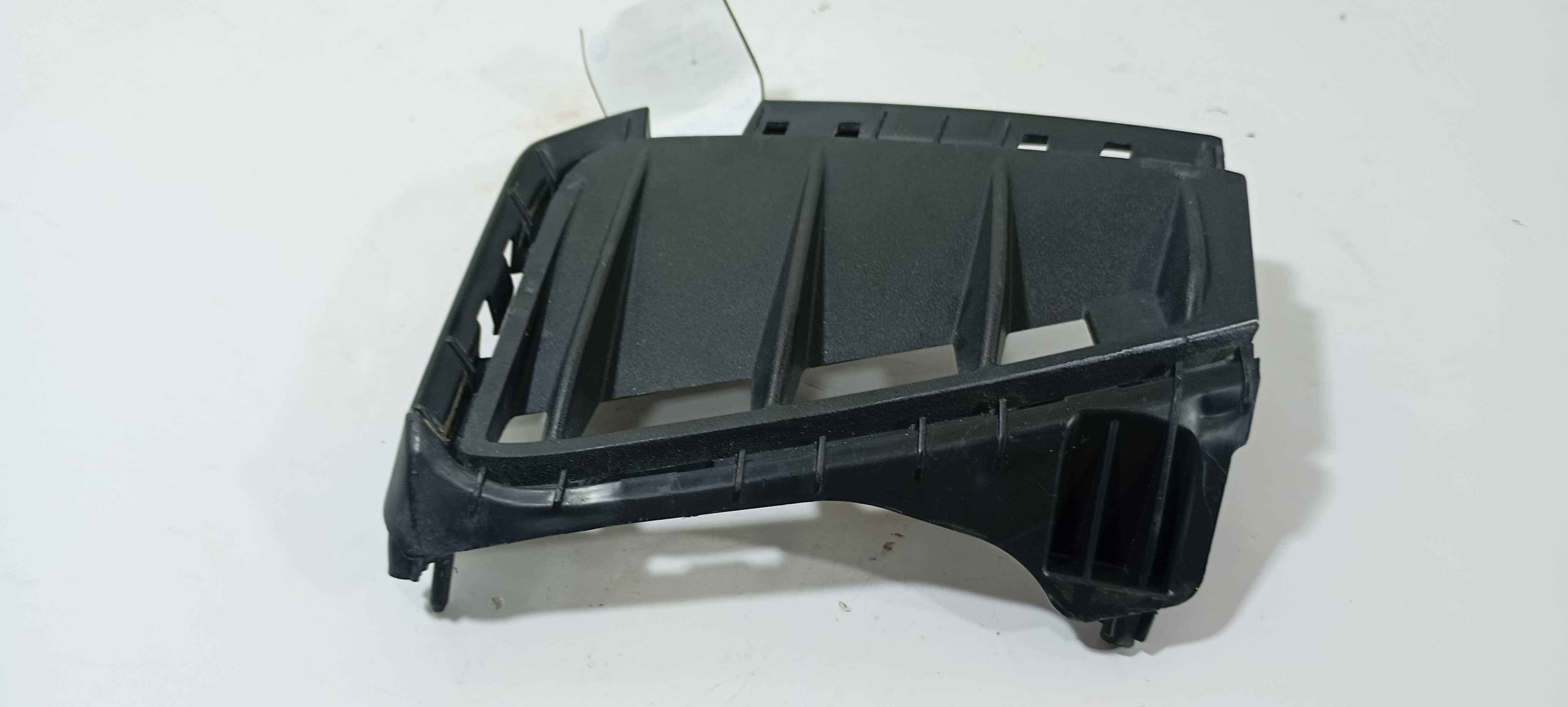 Grade Farol Milha Esquerdo Hb20 Comfort 2023 86563r1600 Preto Esquerdo 2