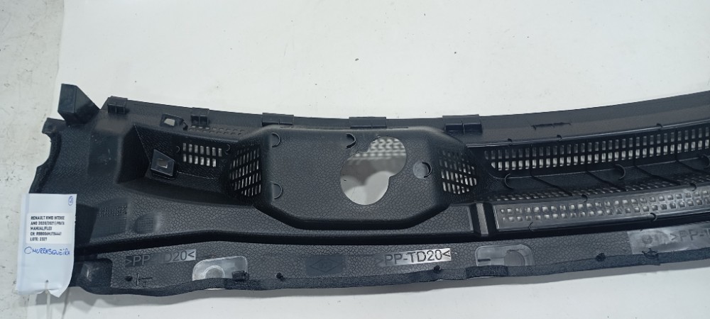 Churrasqueira Renault Kwid 2021 668118617r Detalhe Preto 7