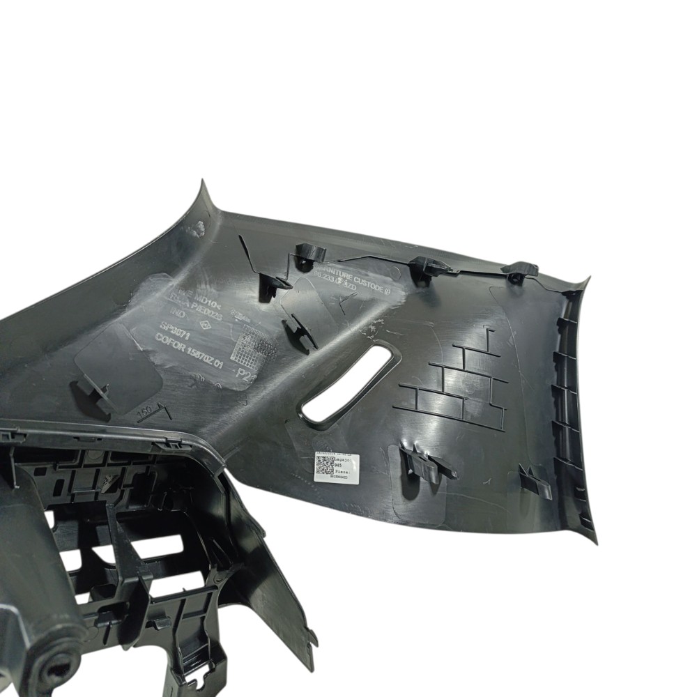 Acabamento porta malas LD Peugeot 208 ano 2024 98233024ZD 5