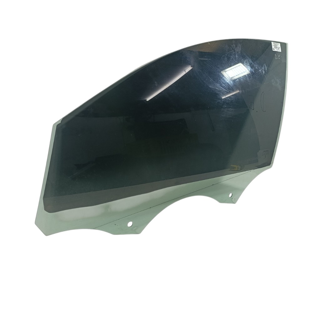 Vidro dianteiro esquerdo Peugeot 208 ano 2024 E243R001150 3