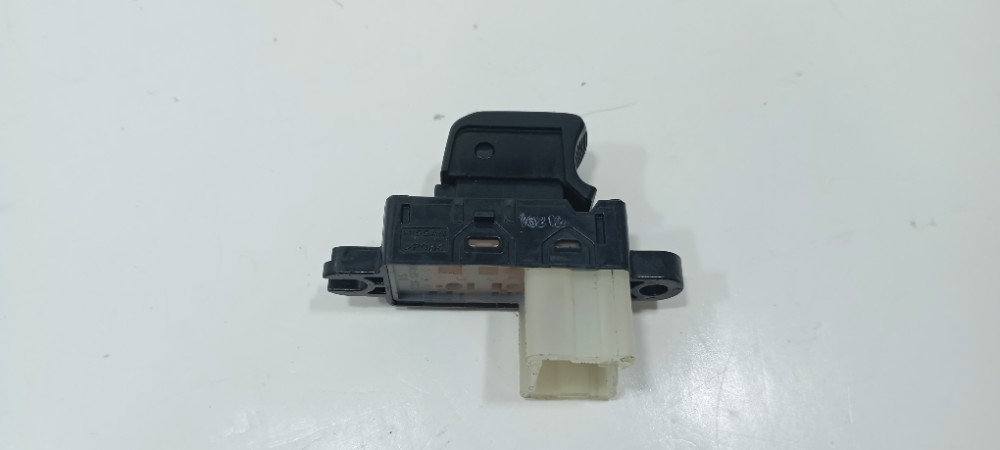 Botão Vidro Tras Esquerdo Nissan March Sv 1.0 2016 Pa6gf30 4