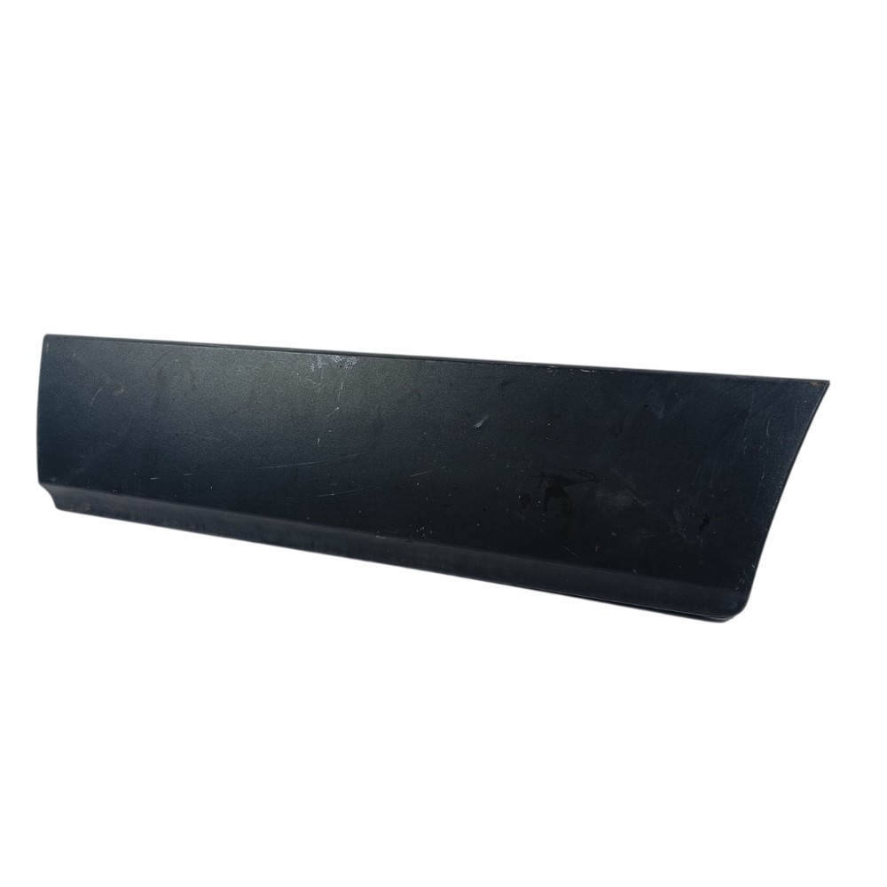 Moldura Porta Traseira Esquerda Gm Tracker 1.4 2018 95161597 Preto 7