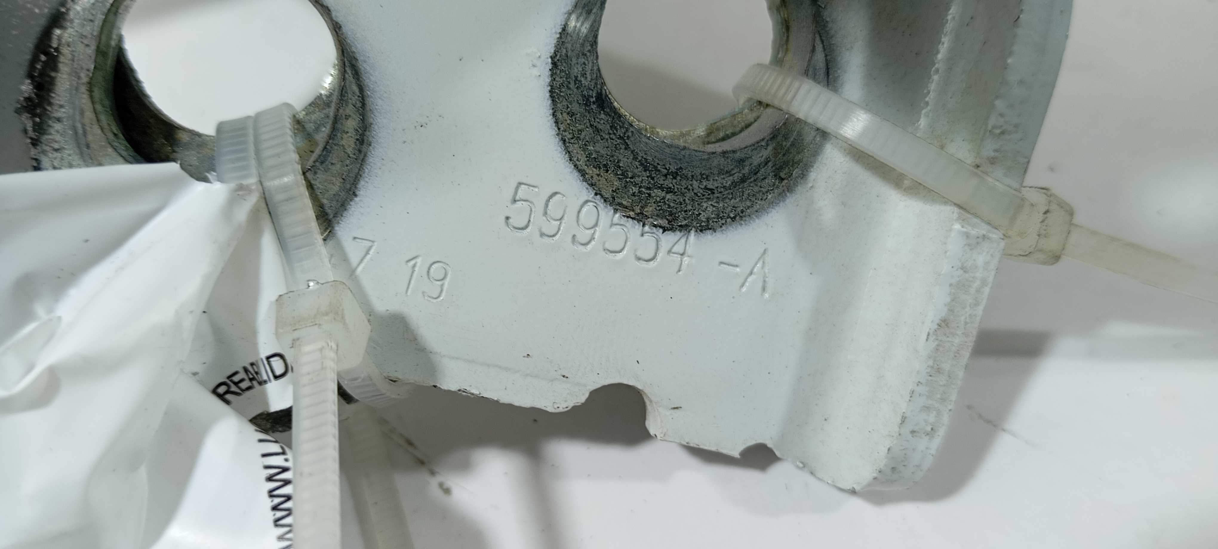 Dobradiça Porta Tras Esq Renault Sandero 1.0 2020 599554a 5