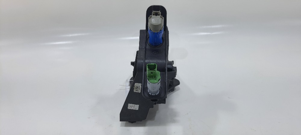 Pedal Embreagem Com Interruptor Renault Sandero 465037621r Preto 1