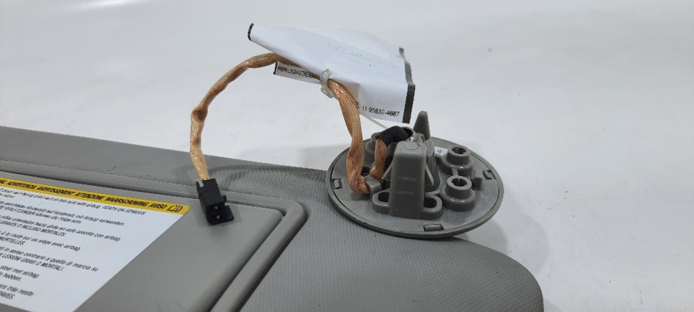 Quebrasol Direito Chevrolet Cruze Sedan 2014 95468004 2