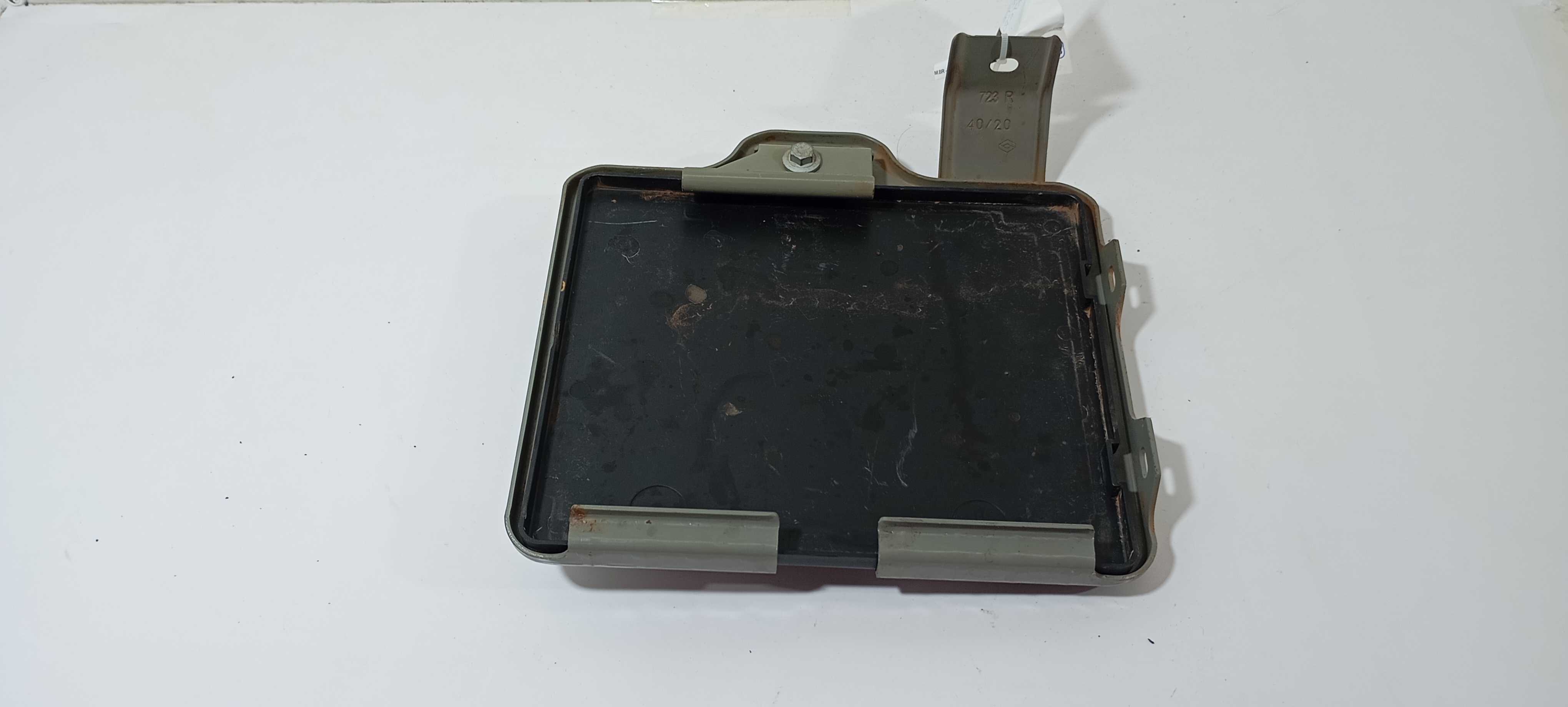 Suporte Bateria Renault Kwid 2021 209256r Cinza