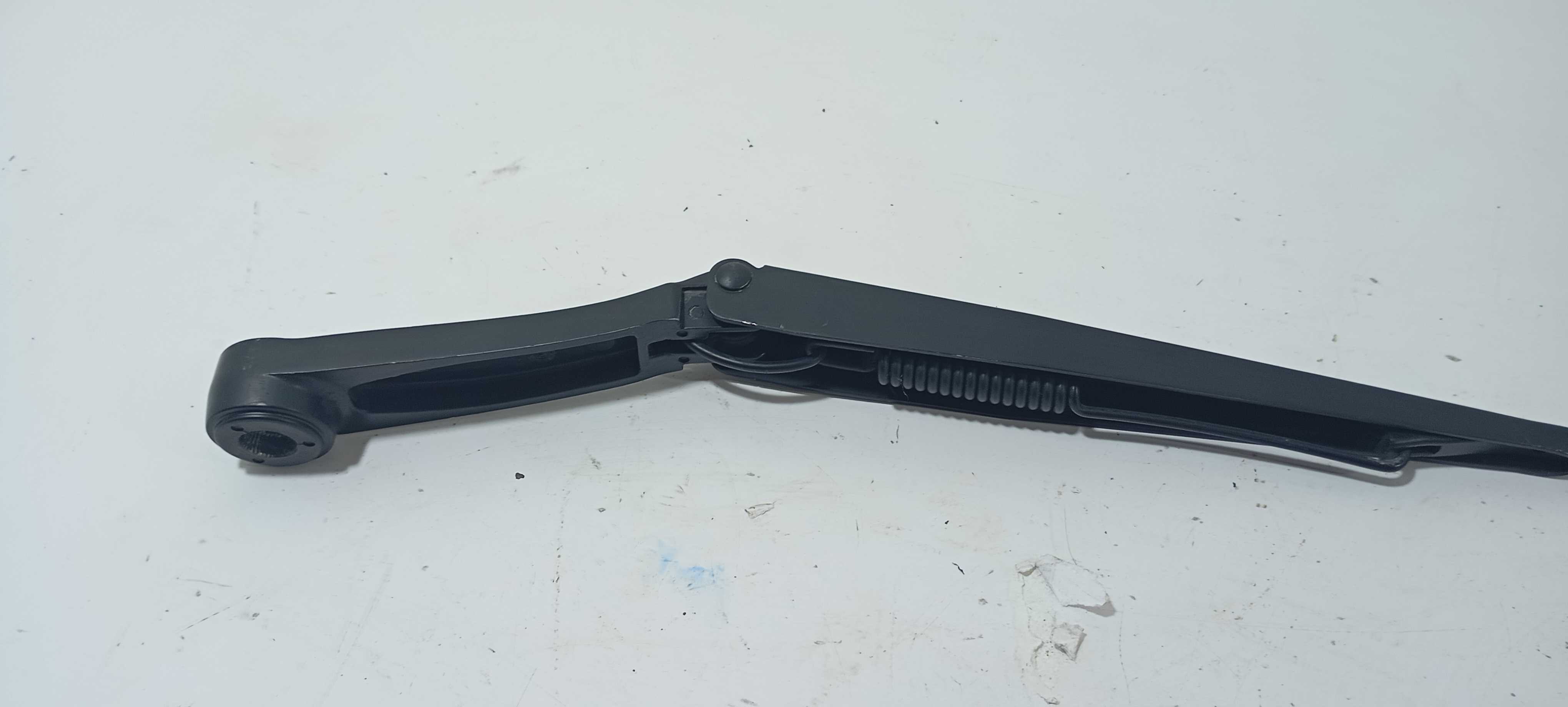 Braço Limpador Parabrisa Esquerdo Ford Ka 2020 E3b517c495 Esquerdo 3