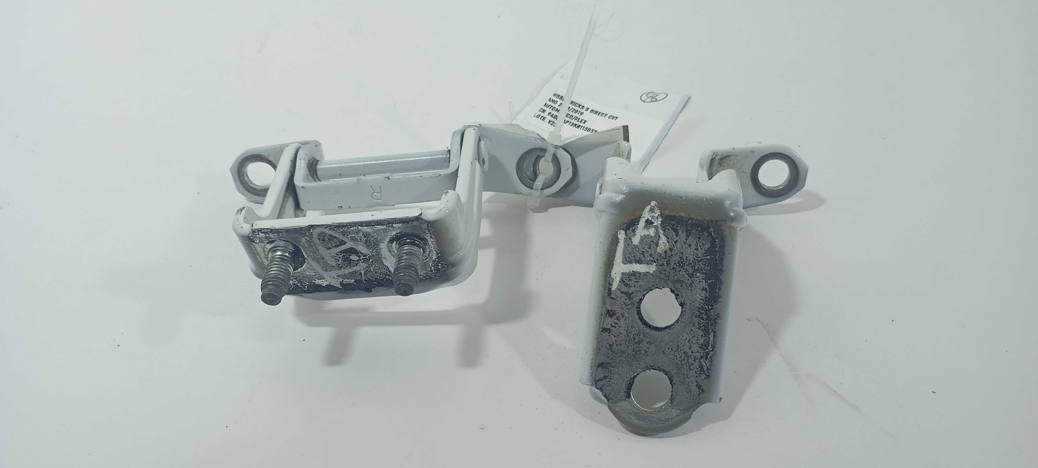 Dobradiça Tras Direito Nissan Kicks Cvt 1.6 2019 804005rb0a 2