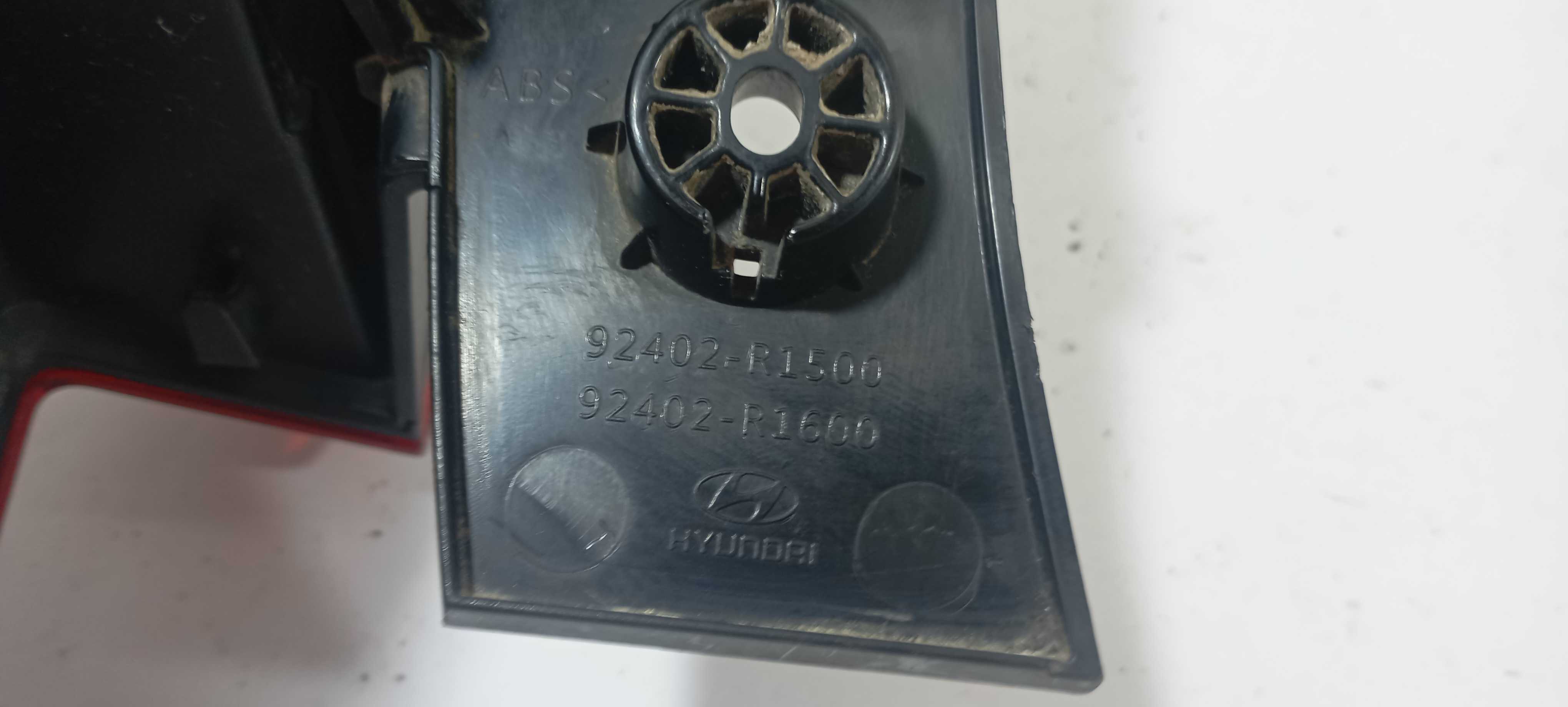 Lanterna Traseira Direita Hb20 Comfort 2023 92402r1500 Vermelha Direito/passageiro 4