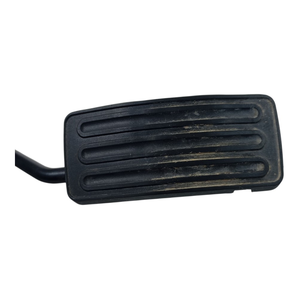 Pedal acelerador nissan sentra 2013 6