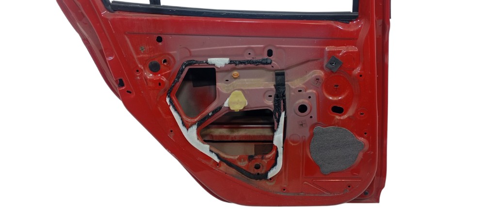 Porta Traseira Esquerda Renault Logan 1.0 2020 821017625r Vermelha 7