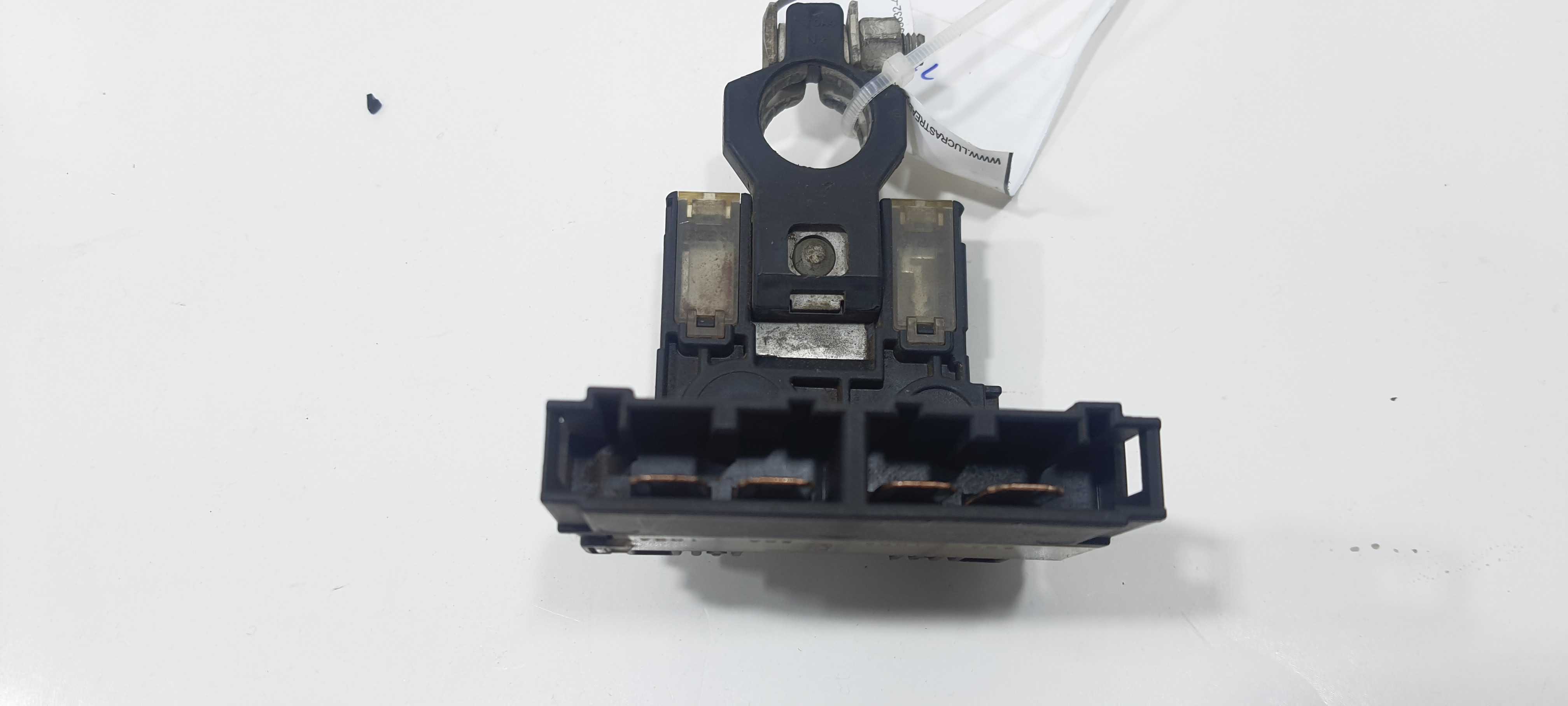 Terminal Positivo Bateria Nissan March Sv 1.0 2016 Pa6tgf35 12 4